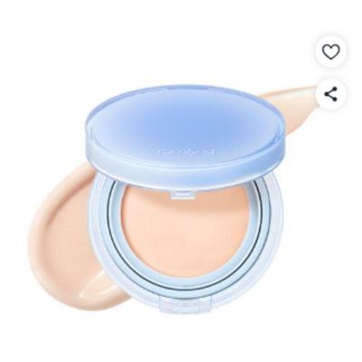 קרם לחות עם גימור זוהר (קושן פאונדיישן) K-Beauty בסיס איפור 'Bare Water Cushion' עם הגנת SPF