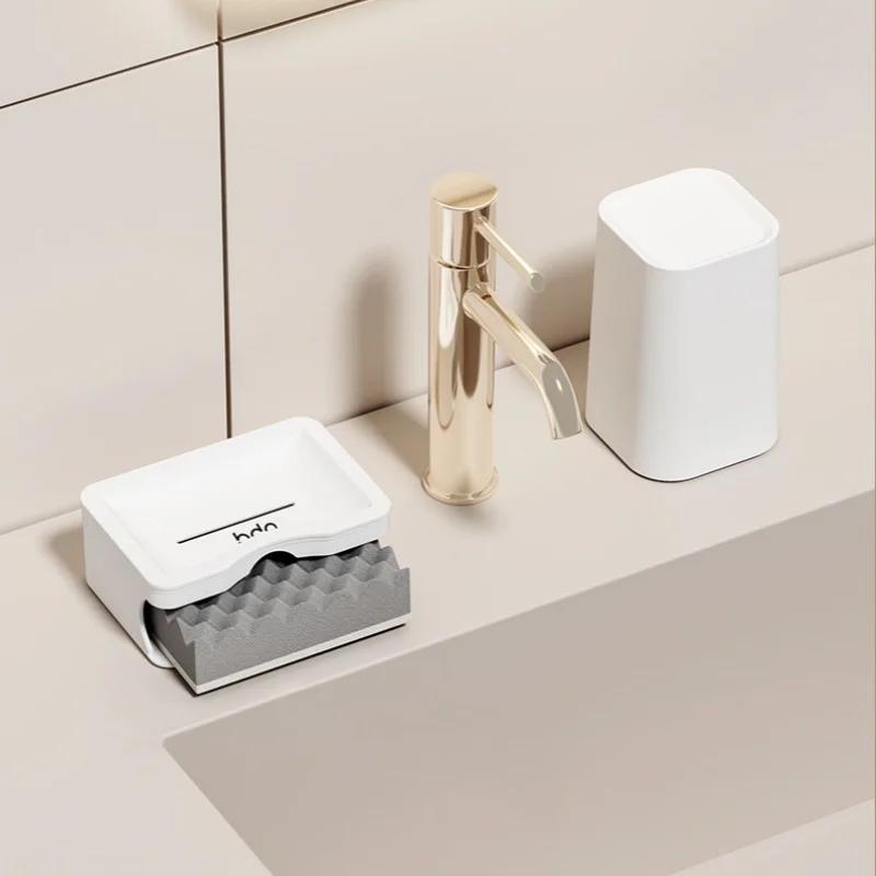 Držák na zubní kartáčky, sada, stojan na mycí kelímky, koupelnový úložný stůl na zubní kelímky, odkapávací úložný stojan na toaletní potřeby, organizér, úložný box