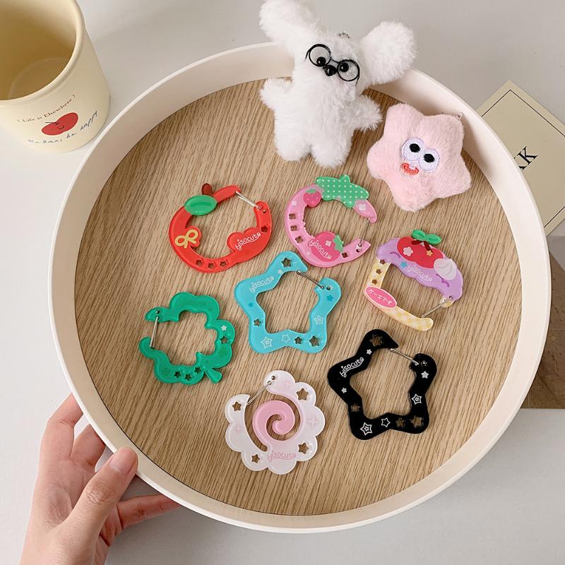 Ins Style Cute Acrylic Cartoon Keychain Holder Kawaii Fruit Cupcake Star Shape Decoration Bag Pendant Hook Keychain