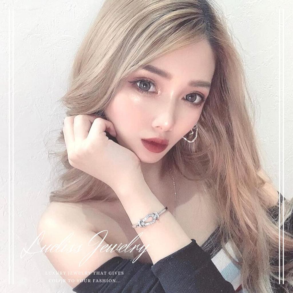 Horseshoe Bangle with Zirconia and Silver [Lucliss]