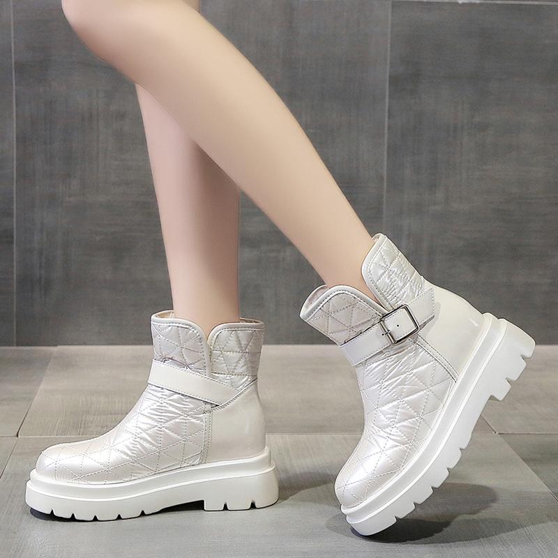 Fashion Women's Snow Boots Thick-soled Winter Warm Plush 2024 Hot Sale Solid Color Outdoors Fashion Women Casual Comfortable Boots