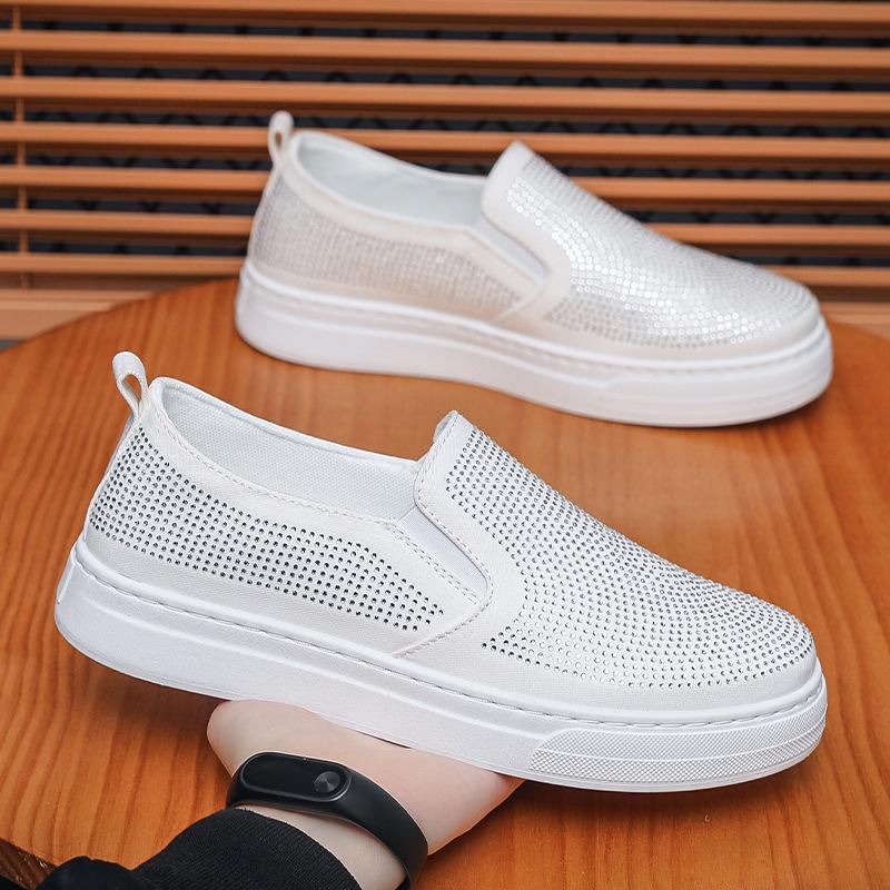 2025 autumn new breathable men's loafers Korean version fashion Doudou shoes men's shoes trendy casual shoes youth