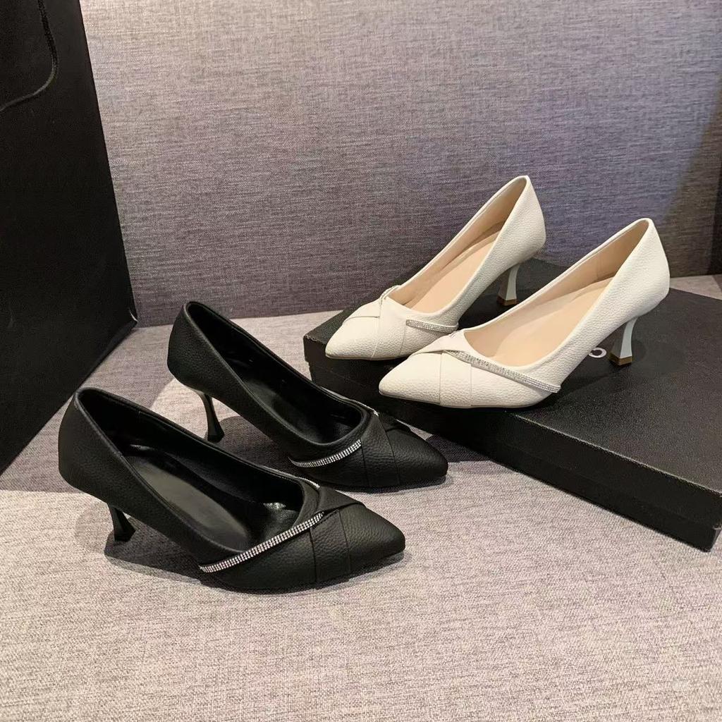 French temperament pointed women's single shoes 2025 autumn new rhinestone light mouth black work versatile stiletto high heels