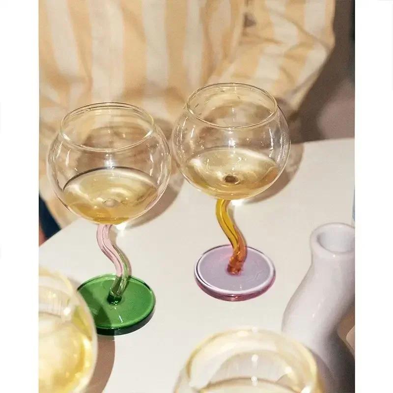 1pcs Multicolored Red Wine Glass Glass Cup with Curved Bottom Design Colorful Transparent Large Belly Red Wine Glass