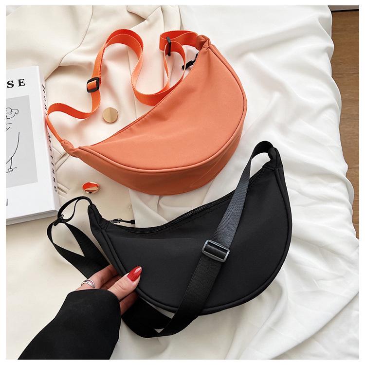 Nylon Crossbody Gyoza Bag: Lightweight, Versatile, Large Capacity Canvas Shoulder Bag for Women