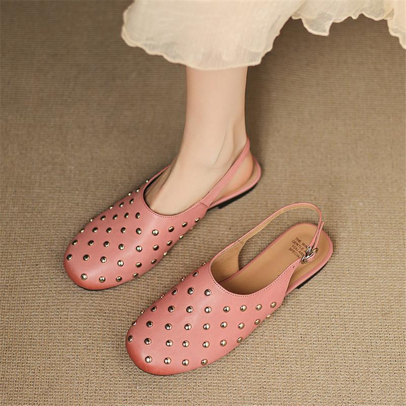 Fashion New Summer Sandals Genuine Leather Round Toe Sandals for Women Low Heels Fashion Rivet Sandals Ladies Shoes Women Flat Shoes