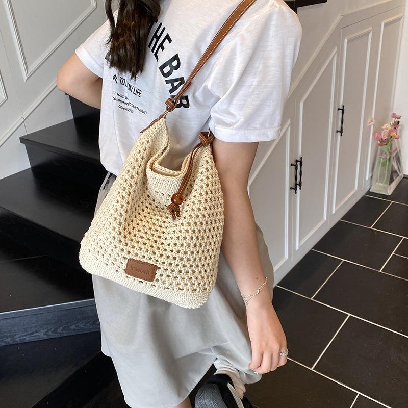 Large Capacity Hand-woven Bag Women's New Summer Shoulder Bag Versatile Commuter Tote Bag