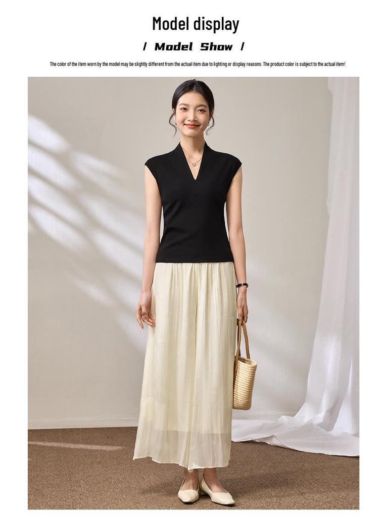 2025 Summer Women's Sleek V-Neck Sleeveless T-Shirt