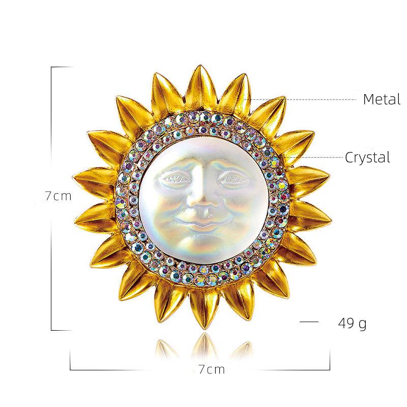 New Creative Baroque Dazzle Moon Sun Enamel Badges Pins For Women Classic Retro Middle Metal Corsage Party Banquet Pin