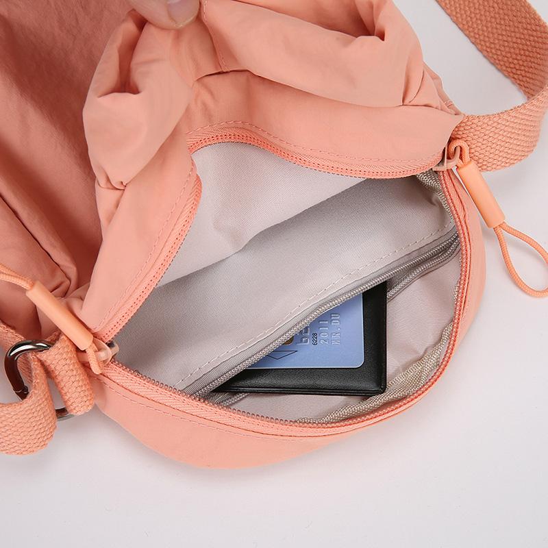 Multifunctional Mini Nylon Mobile Phone Bag Casual Zipper Crossbody Water Bottle Bag Ultra-light Korean Style