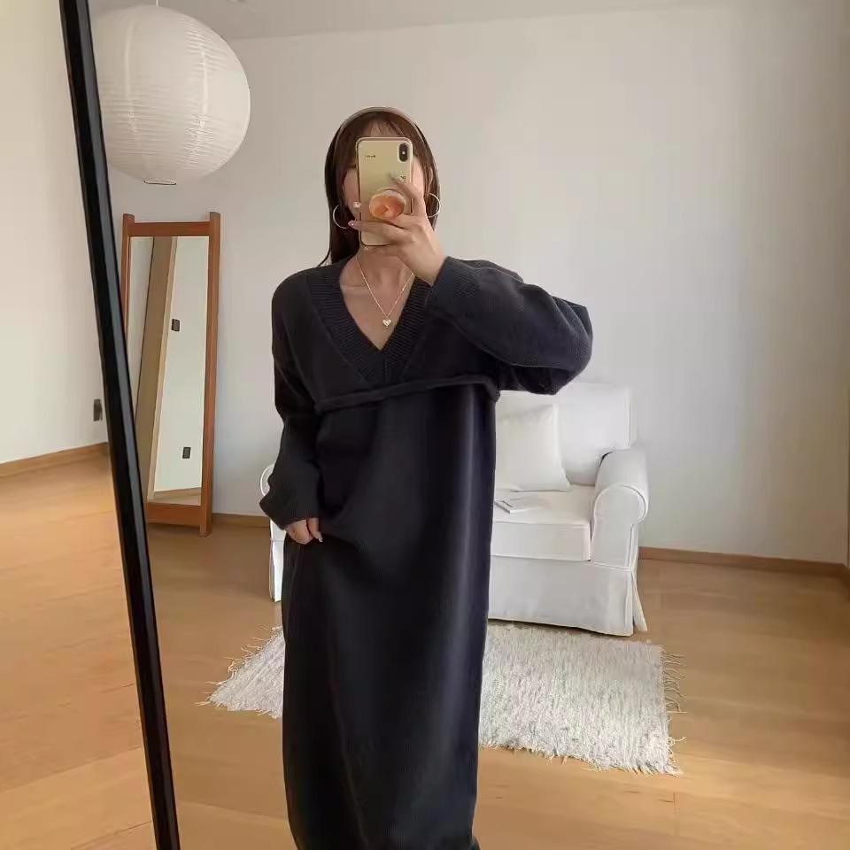 V-neck Long Knitted Dress for Women's Autumn and Winter New Lazy Style Loose Large Size with Coat Backing Sweater Skirt Tide