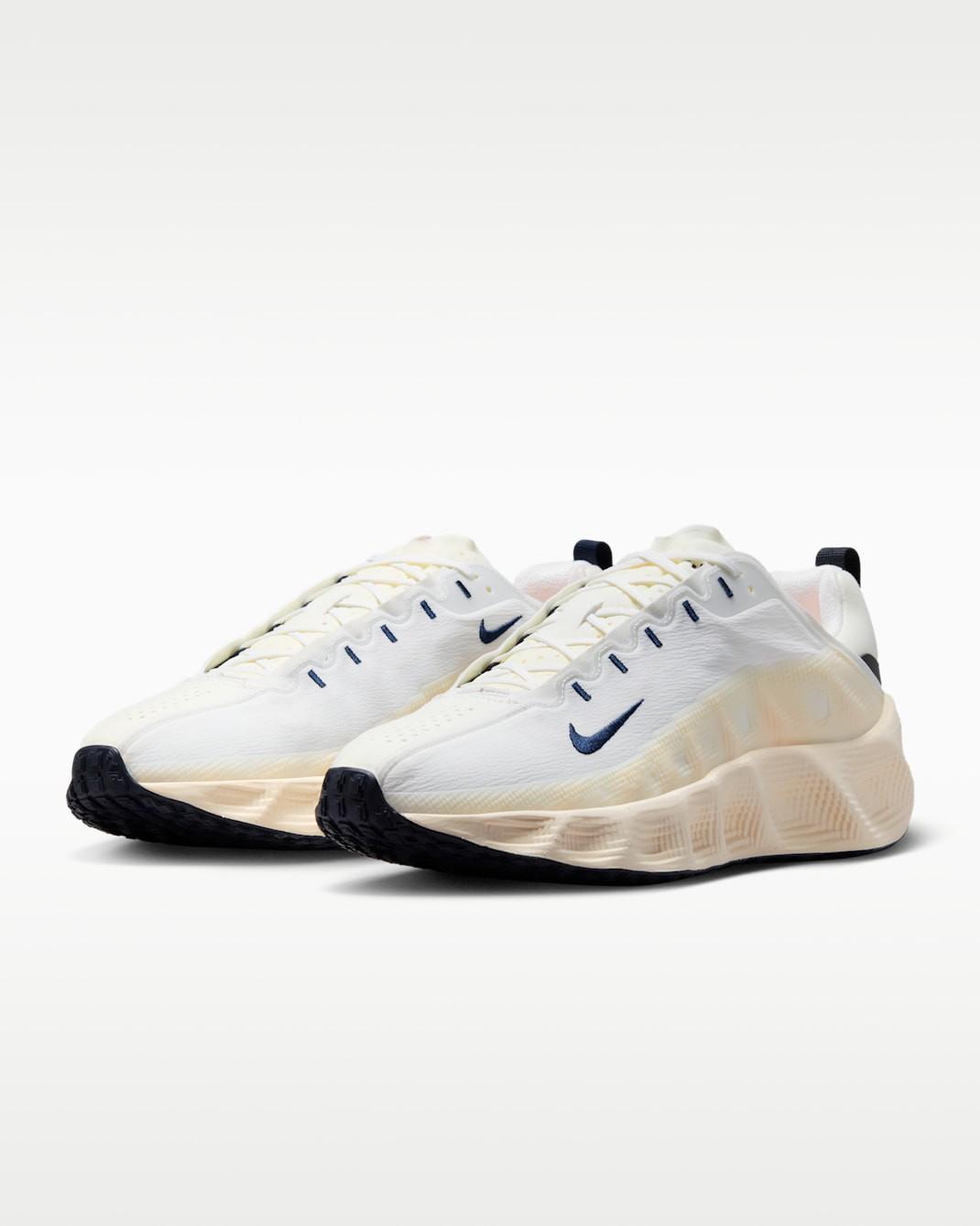 DX4215-102 Nike Ava Rover Summit WhiteSafety Orange (Мужской) 6