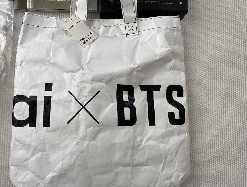 [USED] BTS ai x Hyundai Paper Bag Price Reduced