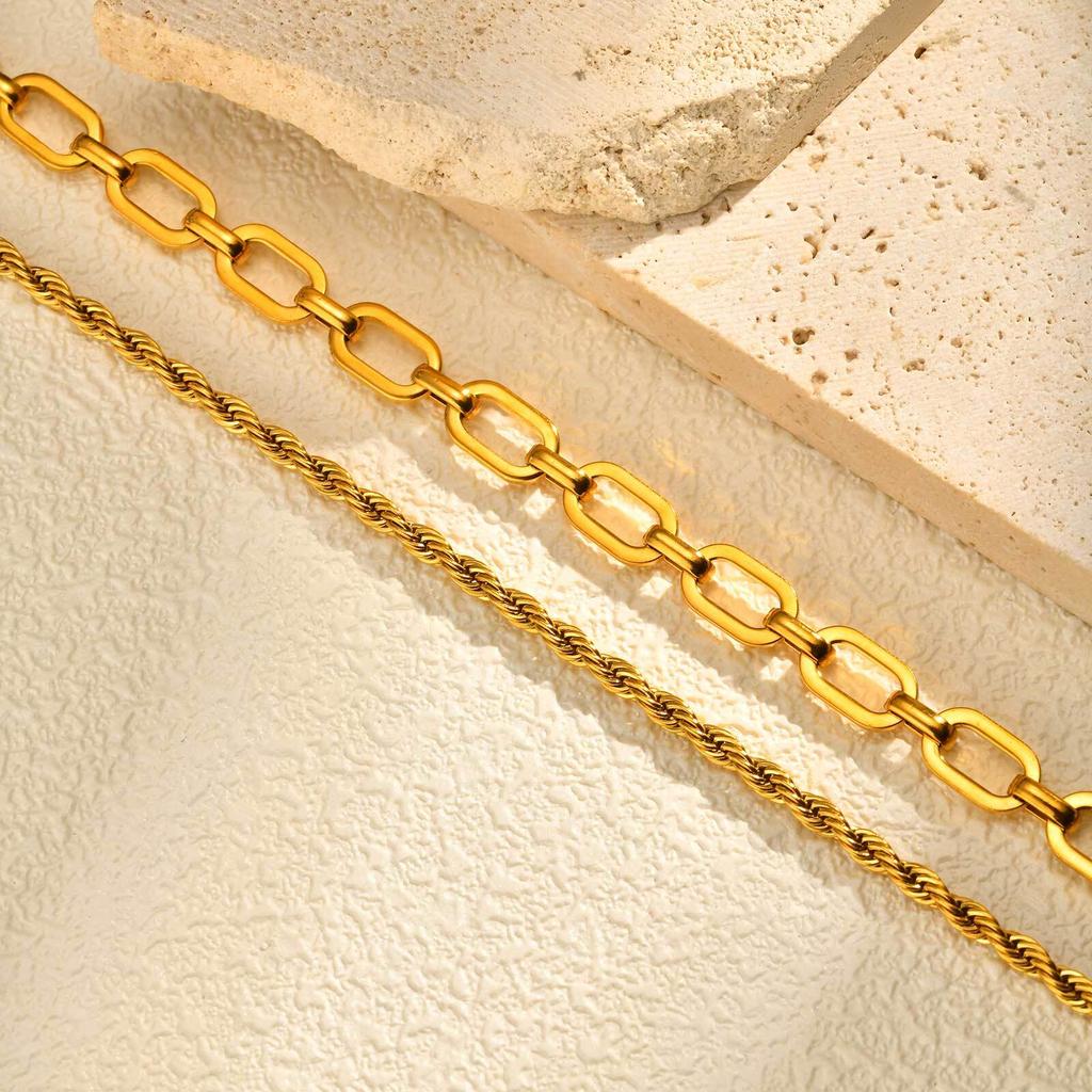 Chunky Chain Rope Link Stackable Necklace for Women, Stainless Steel Minimalist Jewelry, Gold Plated Oval Collar Chain Jewelry