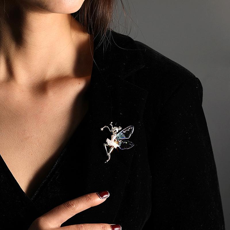 1Pc Women Brooch Fashion Style Cute Elf Insects With Crystle Wings Lapel Pins Luxury Jewelry Party Accessories