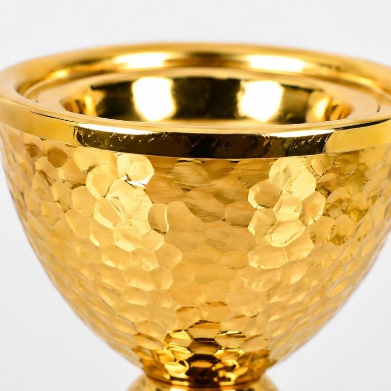 Iron Metalwork Fragrances Vessel with Raised Display Bowl for Living Room, Bedroom, Study and Tea Room Placement Indoors