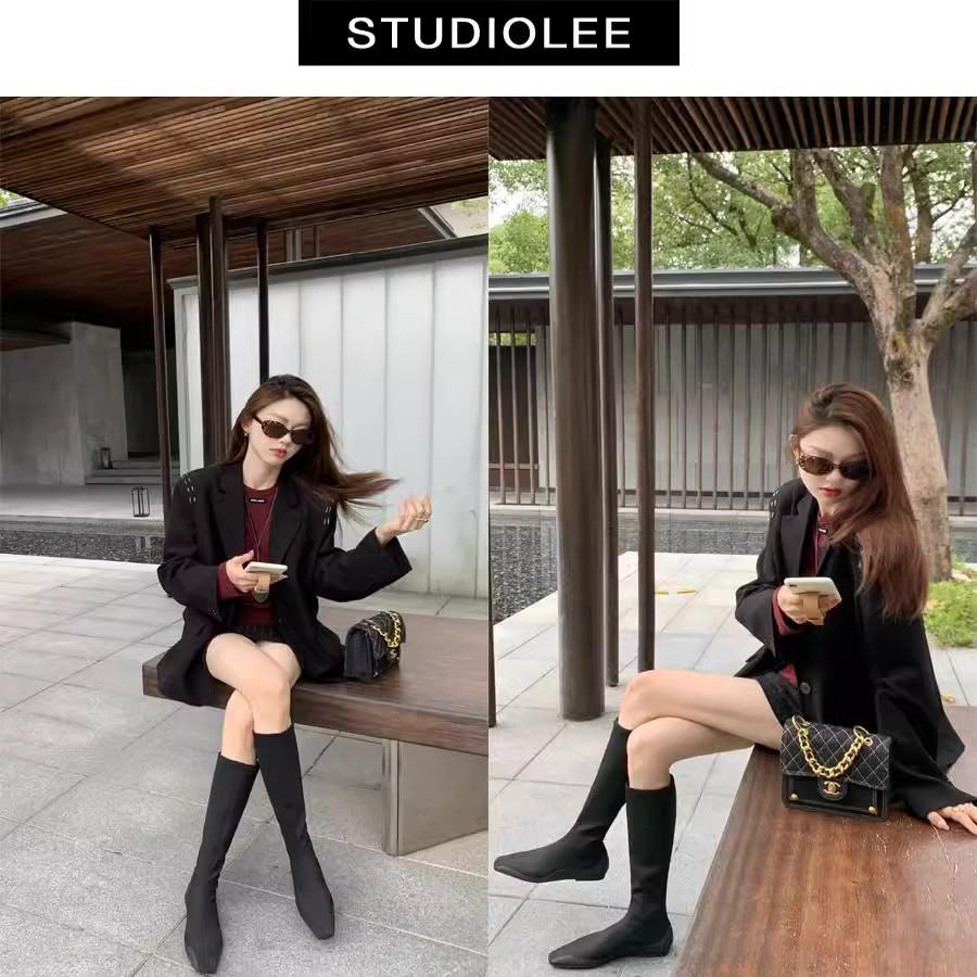 Spot second hair! Grape mother same shoes fashionable comic legs temperament square head flat bottom bare boots bag legs thin boots women