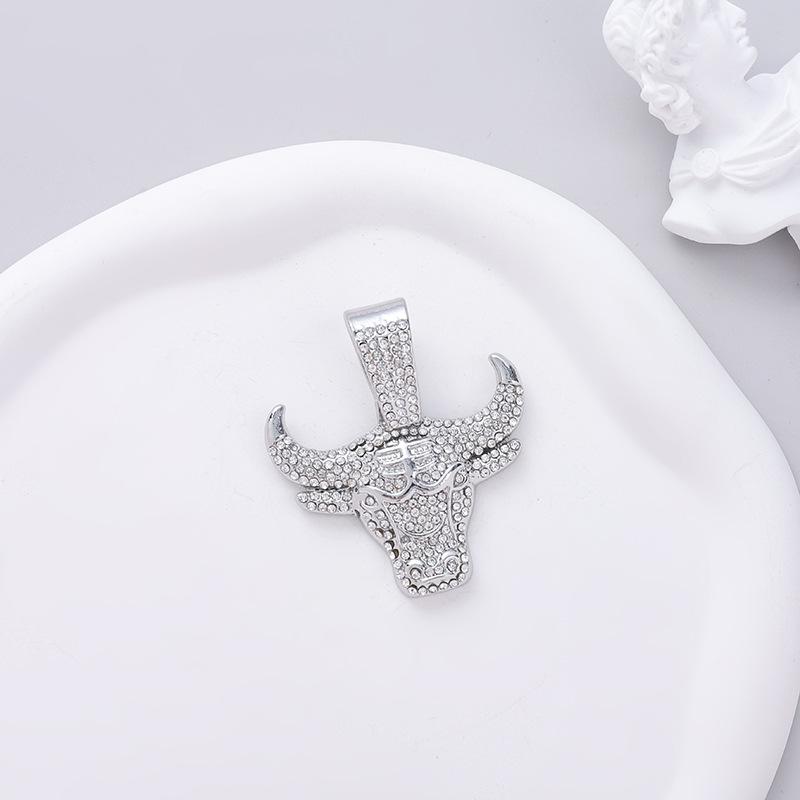 European and American Hip Hop Alloy Bull Head Pendant Men s Cuban Necklace HIPHOP Full Diamond Bull Demon King Pendant Tennis Necklace