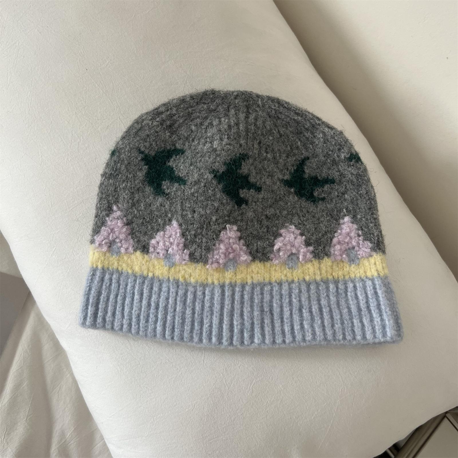 

Korean Niche New Retro Jacquard Knitted Hat Women s Autumn and Winter Warm Ear Protection Woolen Cold Hat M（56-58cm）