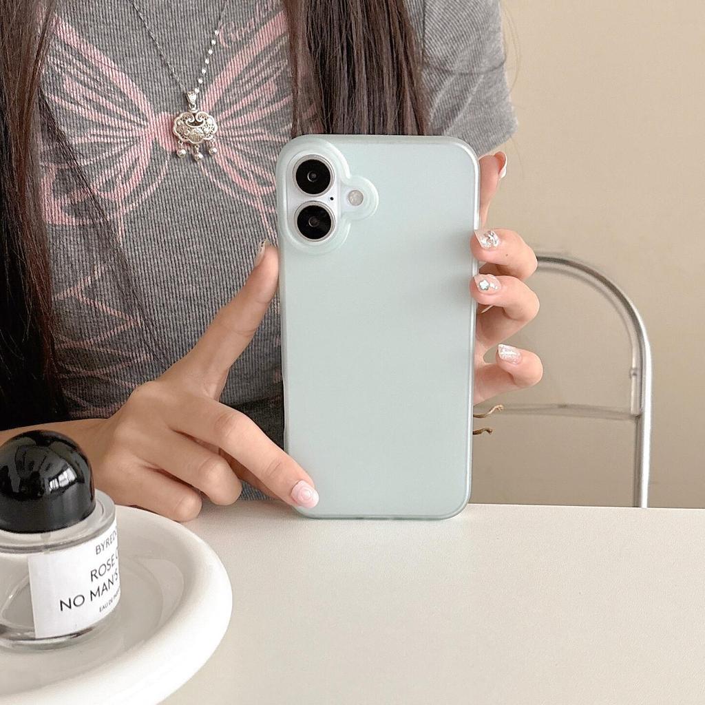 Ultra-thin Frosted Phantom Case for iPhone 17 Pro Max - Anti-fingerprint & Anti-sweat