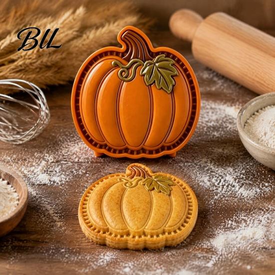 Mini Pie Mold for Autume Thanksgiving , DIY Dough Presser Pocket Baking Mold, One Maple Leaf Press Hand Maker with Fox, Turkey, Owl, Pumpkin,