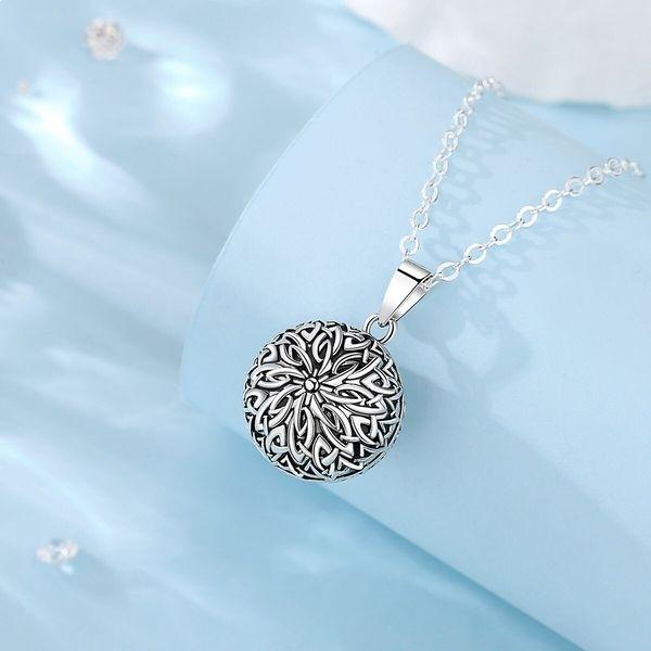 Pregnancy Bola Necklace Engraved Flower Baroque Style