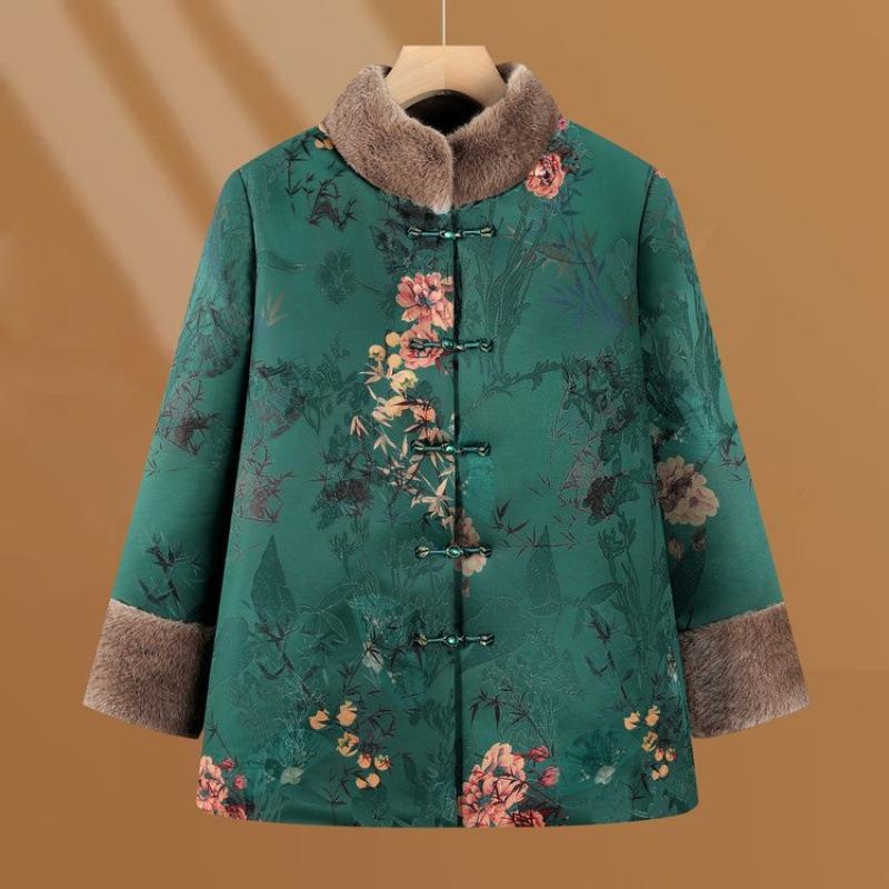 Middle-aged woman old lady winter cotton-padded coat new grandma velvet thickened warm cotton-padded jacket the elderly Tang jacket