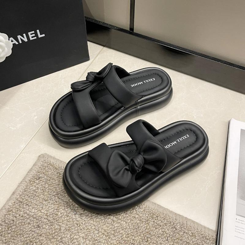 Fashion Fashionable Cool Slippers 2025 New Soft Leather Thick Sole Bow Tie for Wearing on The Beach Daily Slippers