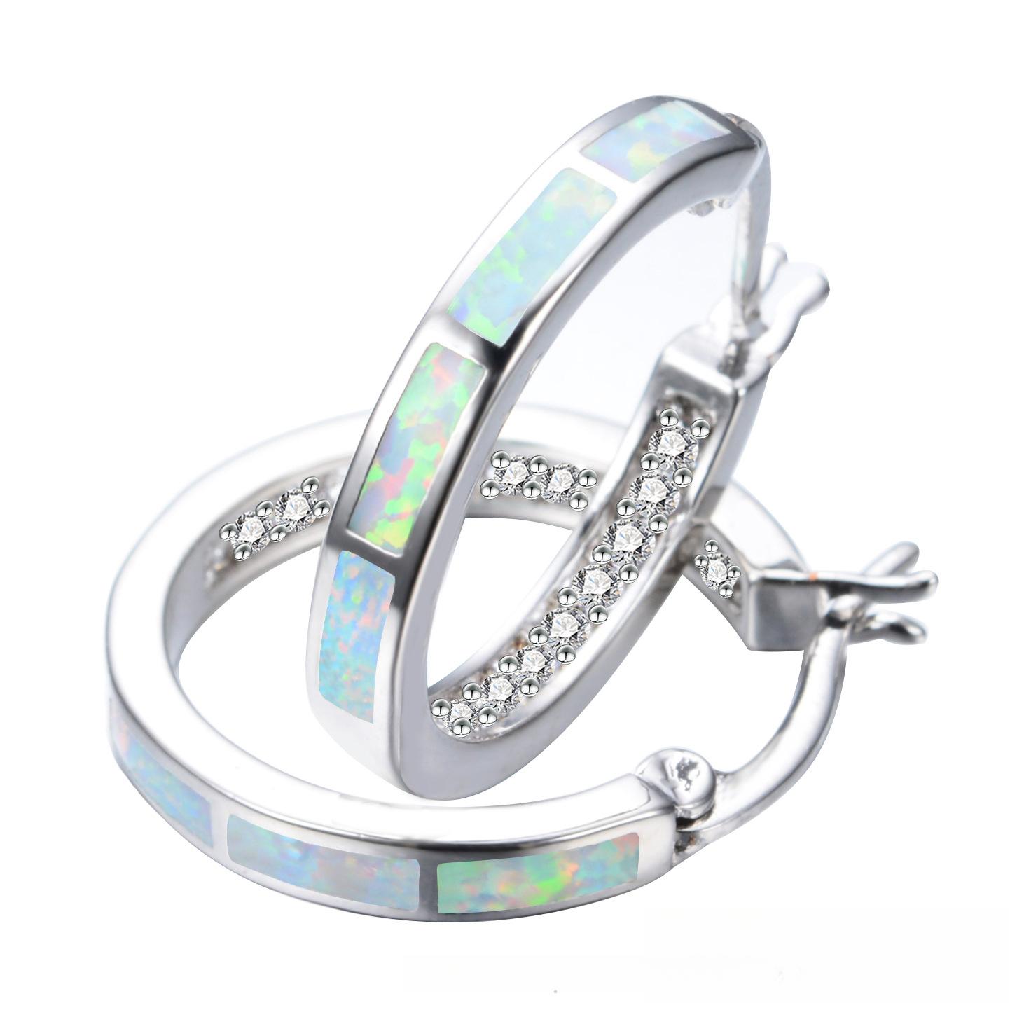 

New Fashion Earrings Female European and American New Jewelry Earrings Pendants