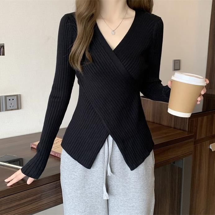 Women's Knitted Sweater Undershirt Autumn and Winter Slim V-neck Cross Irregular Sweater Knitted Bottoming Shirt