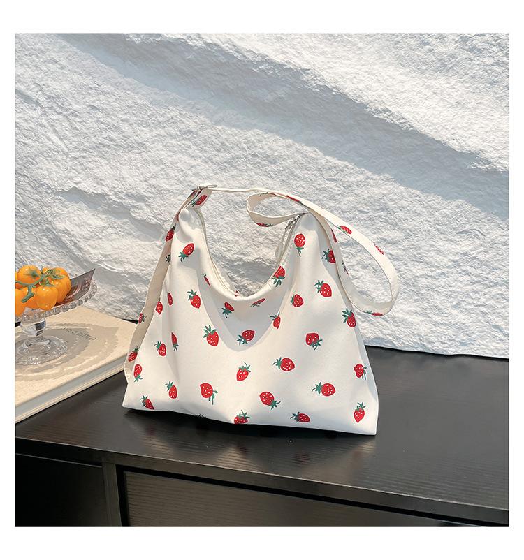 

Cute butterfly girl casual large capacity simple commute fashion girl messenger bag portable shoulder tote bag