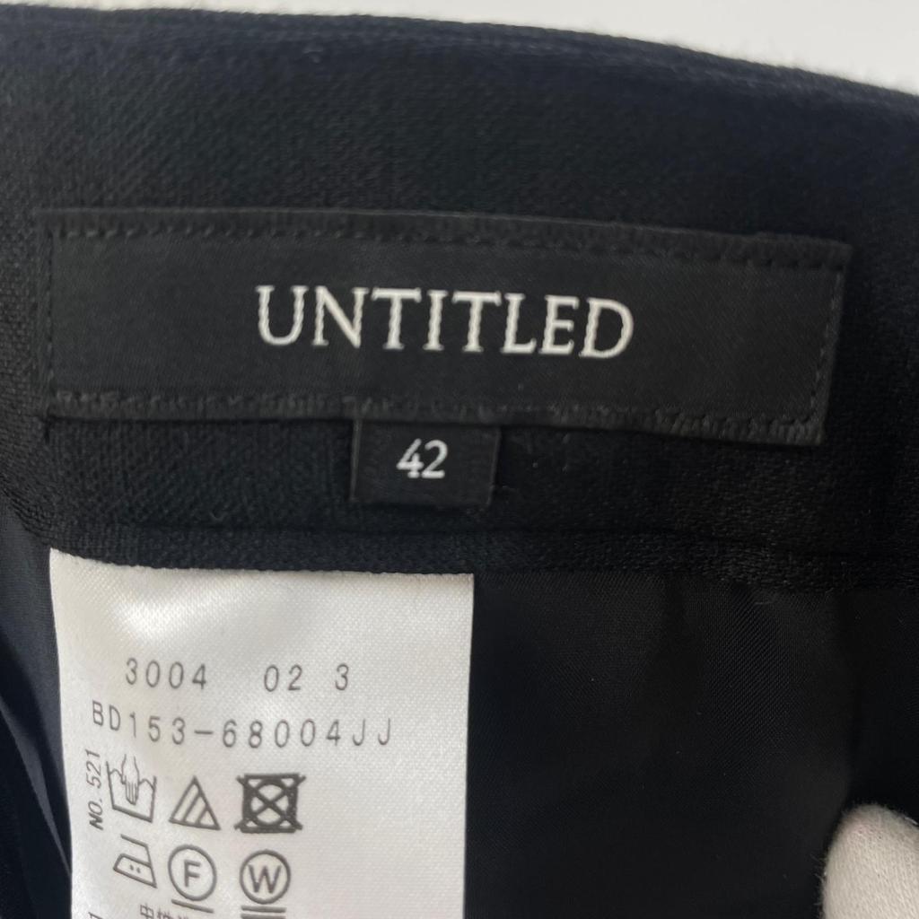 UNTITLED 2024 Stainless Steel Model 153-68004-42-019 Plain slacks black Women 42 2L used