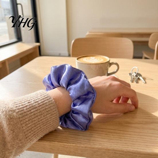Convenient Hair Scrunchies for Gym Pocket Ties with Hidden Zipper Women, Elastic Tie Storage Headphones Small Items Keys And Coins, Satin Accessories