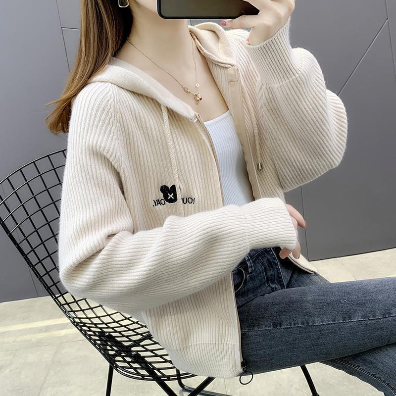 

Women s Knitted Cardigan Spring and Autumn Embroidered Western Style Knitted Coat Women s Top 3XL