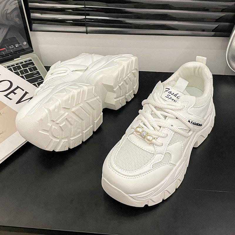 Small height-increasing platform sneakers women's spring and autumn new lightweight mesh student casual shoes