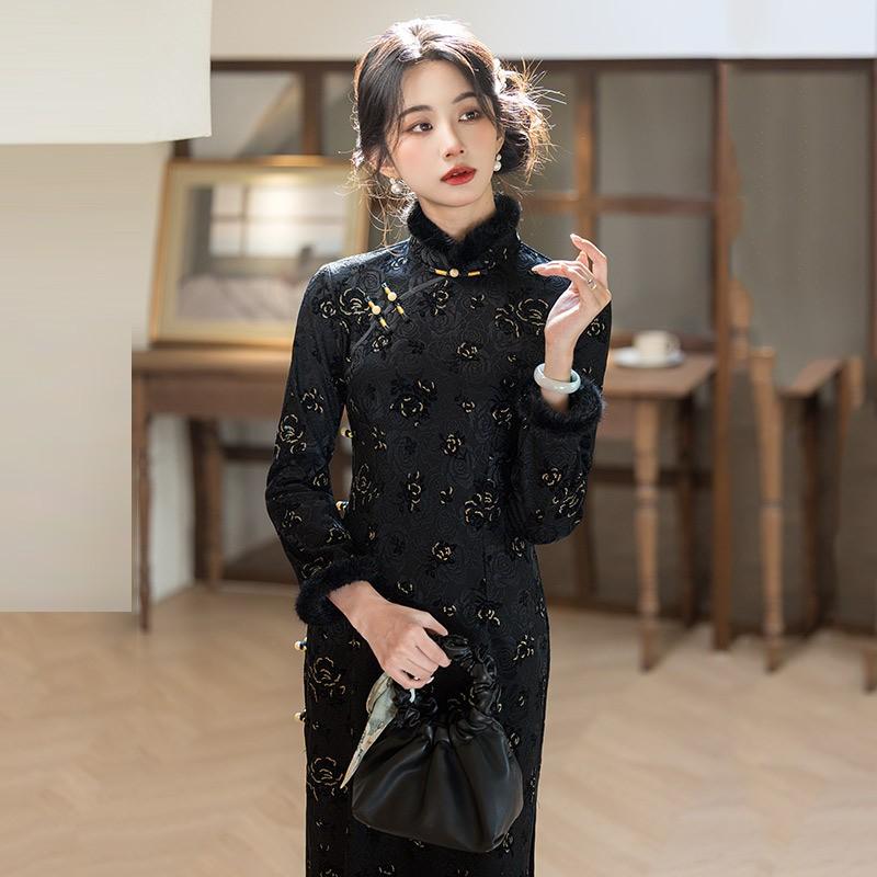 Womens Long Sleeve Fleece-Lined Chinese-Inspired Modern Cheongsam Dress Winter Warm Elegant Vintage Style