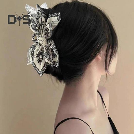 Women Bow Hair Claw Clips Double-sided Cashew Nut Pattern Hair Clip Large Bowknot Hairpins Barrettes for Long Short Hair Accessories