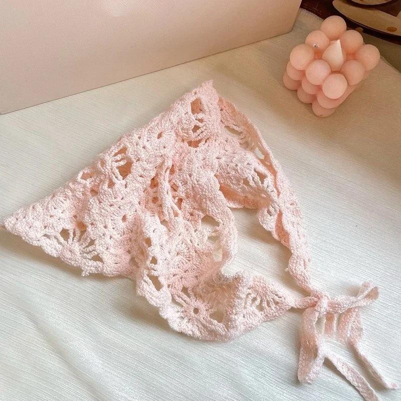 French Pastoral Style Handmade Crochet Headscarf Hat Knitted Triangle Headband Retro Flower Design Fashion Towel Accessory