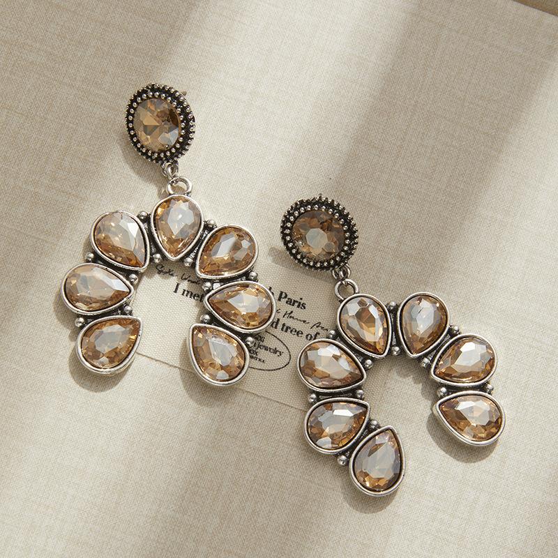 

Fashion Exaggerated Earrings, High-End Super Flash, Colorful Diamond-Encrusted Earrings, Fan-Shaped Ball Ear Jewelry, Supply