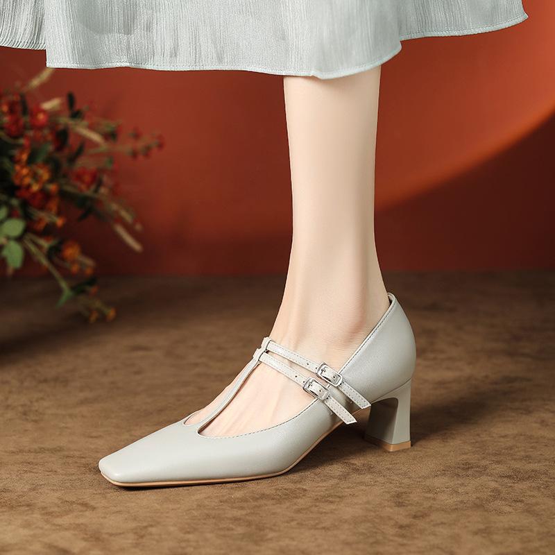 

Женские туфли Мэри Джейн из натуральной кожи в стиле ретро с квадратным носком и Т-образным ремешком, весна/осень 2024, французские туфли на массивном каблуке 35 грязно-белый