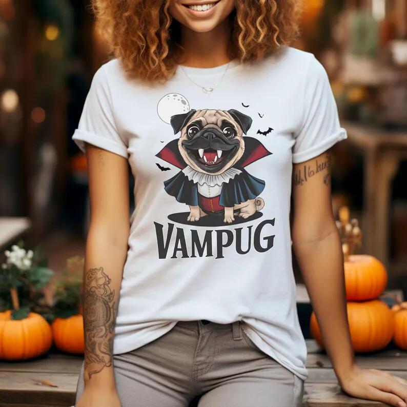 Vampire Pug Dog Shirt, Funny Vampug Gift For Pet Lovers, Weirdcore Cute Hallowe Unisex T-Shirt M
