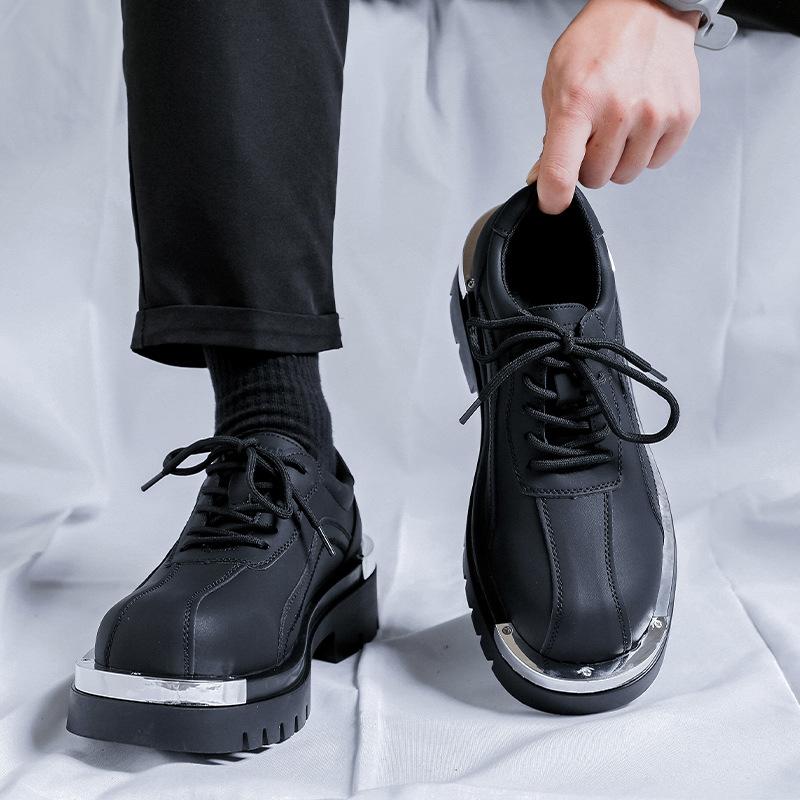 Black matte leather shoes men's design sense round head personality trend niche casual thick-soled small leather shoes 20242-R