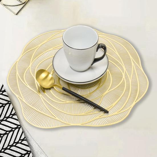Rose Placemat Anti-scald Heat-Resistant Non-slip Waterproof Heat Insulation PVC Dishwasher Safe Dining Table Decoration