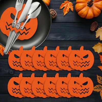 12 szt. Halloweenowy uchwyt na łyżkę i widelec w kształcie nietoperza, upiorna dynia, szkielet, duch, pająk, czarny kot, pokrowiec z filcu na sztućce, dekoracja stołu jadalnego na przyjęcie świąteczne