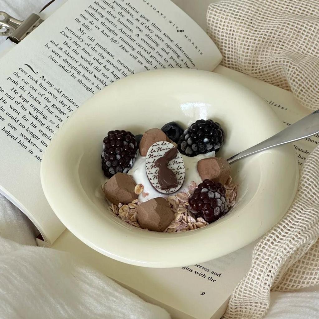 Ceramic Cream Style Salad and Dessert Bowl – Ideal for Afternoon Tea and Cafe Tableware.