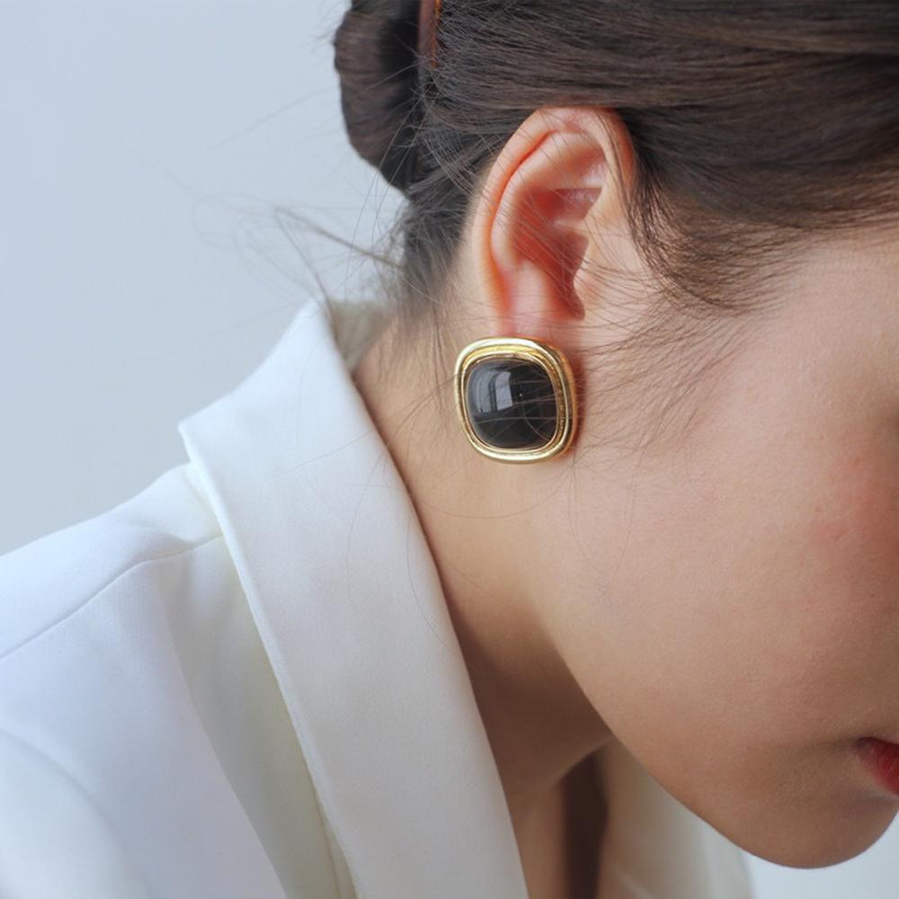French Vintage Square Stud Earrings for Women  Black  Geometric Exquisite Y2K Accessories Fashion Jewelry Gift