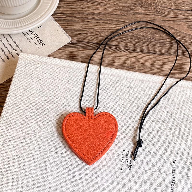 Damen Kunstleder Nackentasche Halskette für Kopfhörer & Brillen mit Schlüsselbein-Kette