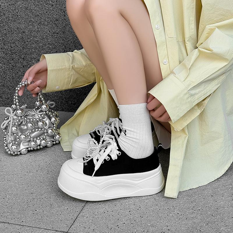 Fashion Height increasing thick soled canvas shoes for women's spring/summer 2025 new fashionable soft soled white shoes