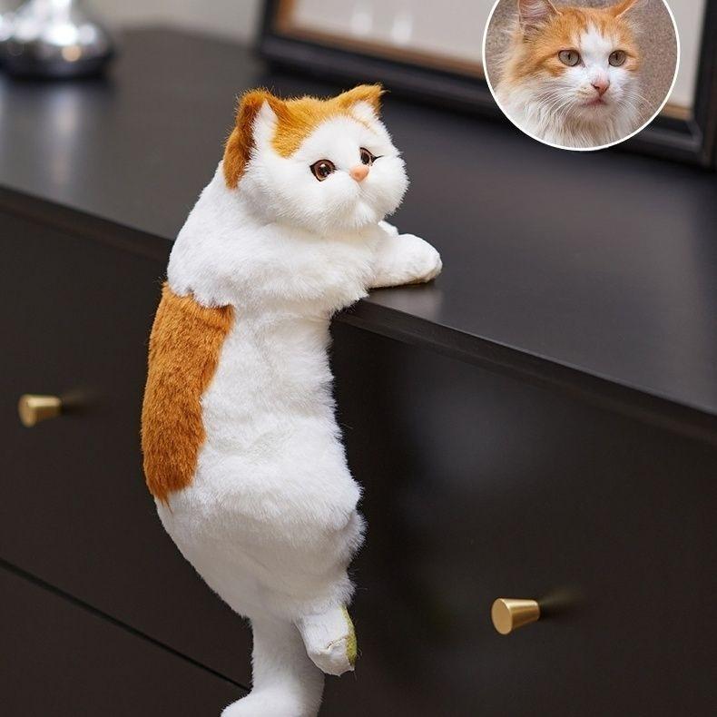 Bambola di Gatto in Resina Fatta a Mano - Ornamento da Collezione di Finto Gatto, Adatto per Decorazioni per la Casa, Matrimonio, Regalo - Non Richiede Elettricità, Materiale Durevole