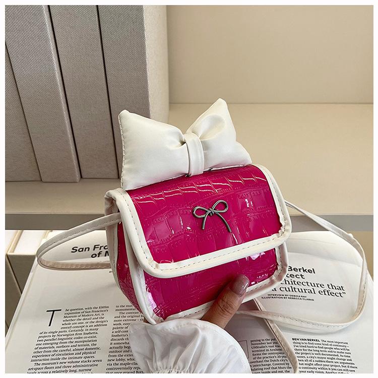 ins корейская милая сумка с бантом 2025 новая женская простая модная маленькая квадратная сумка через плечо маленькая сумка